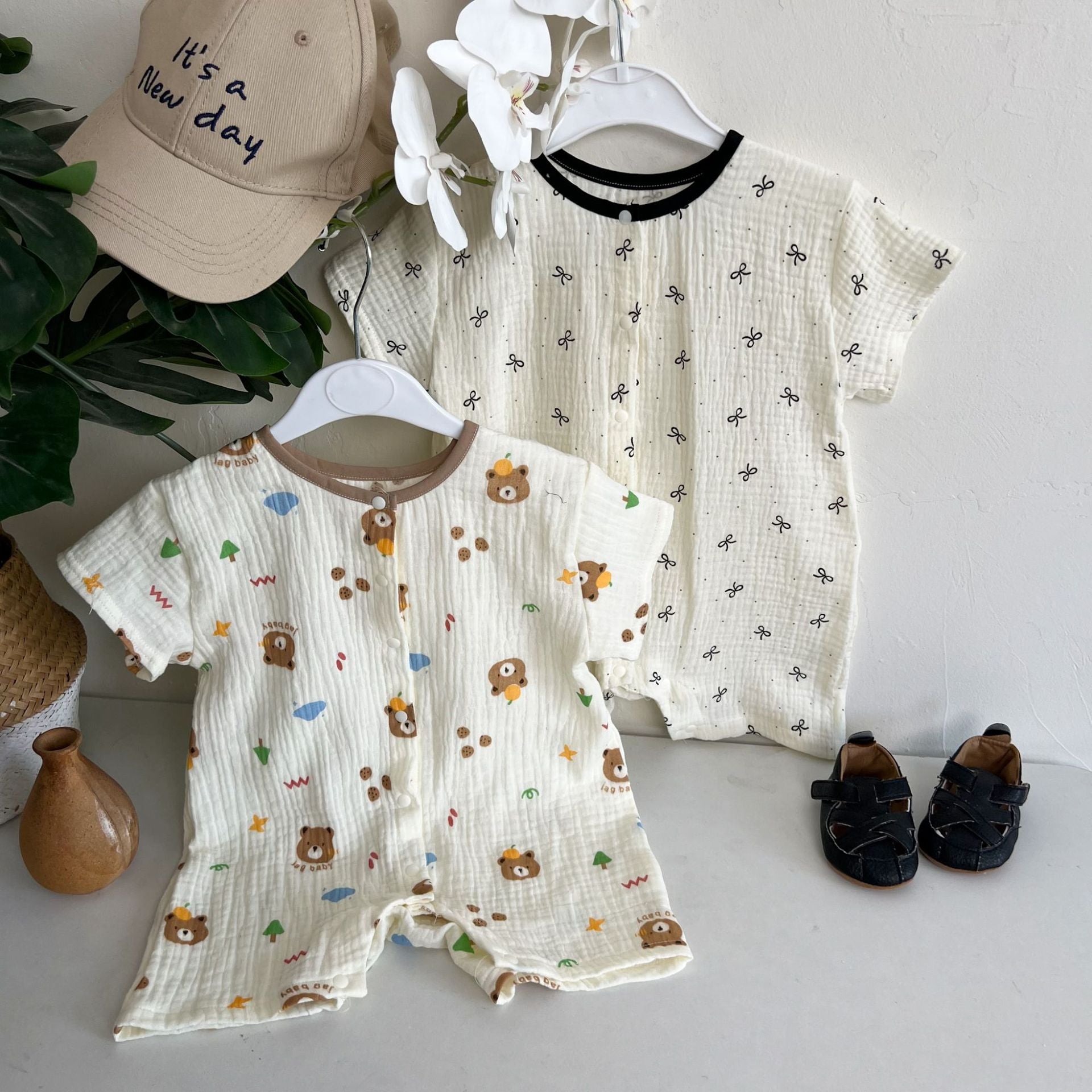 動物柄コットンロンパース｜柔らか素材の春夏ベビー服