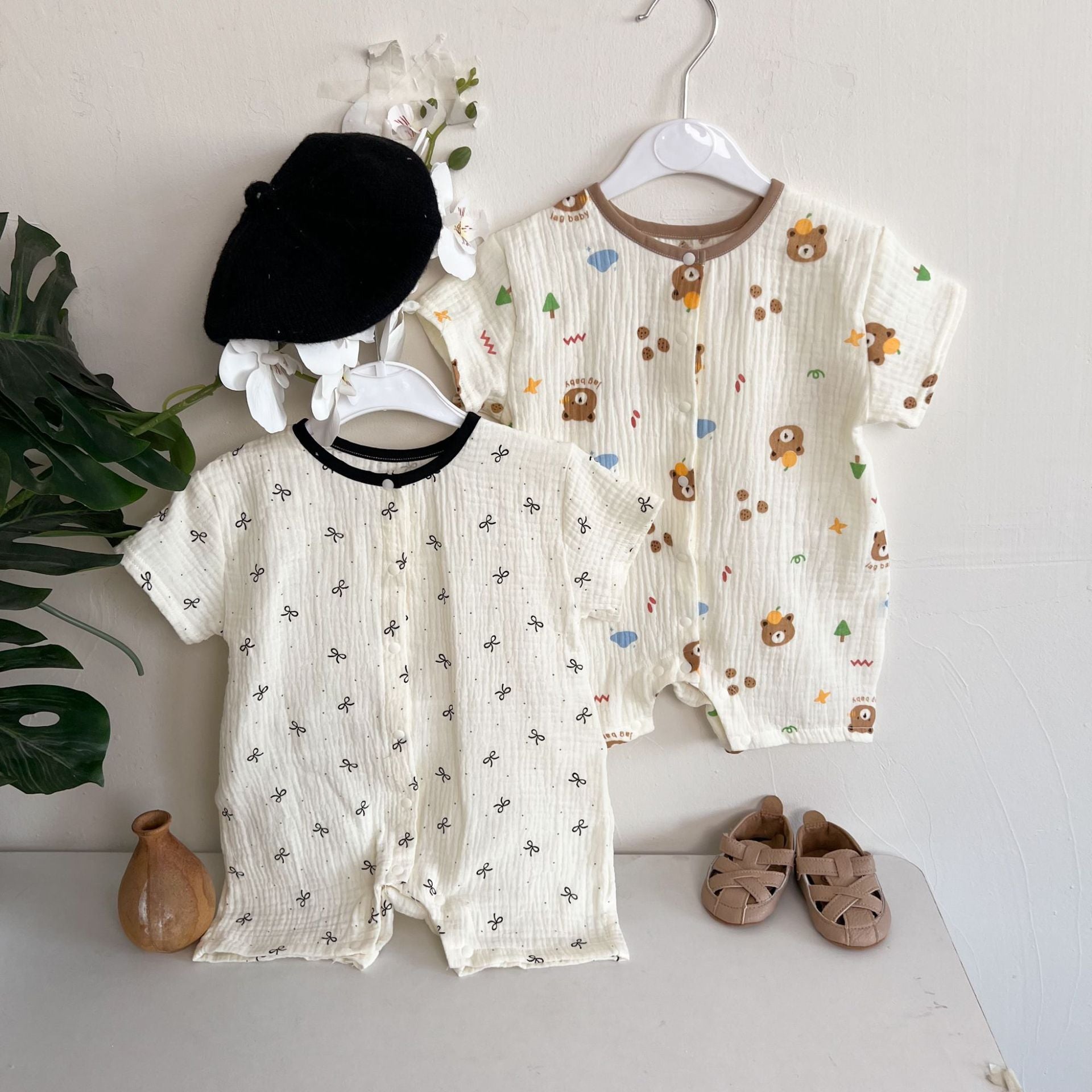 動物柄コットンロンパース｜柔らか素材の春夏ベビー服